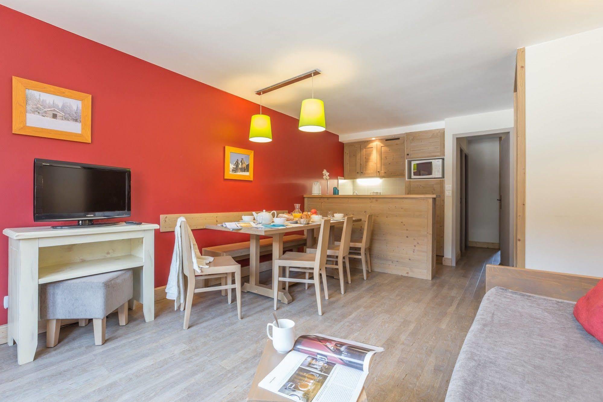 Résidence Le Christiana La Tania Extérieur photo